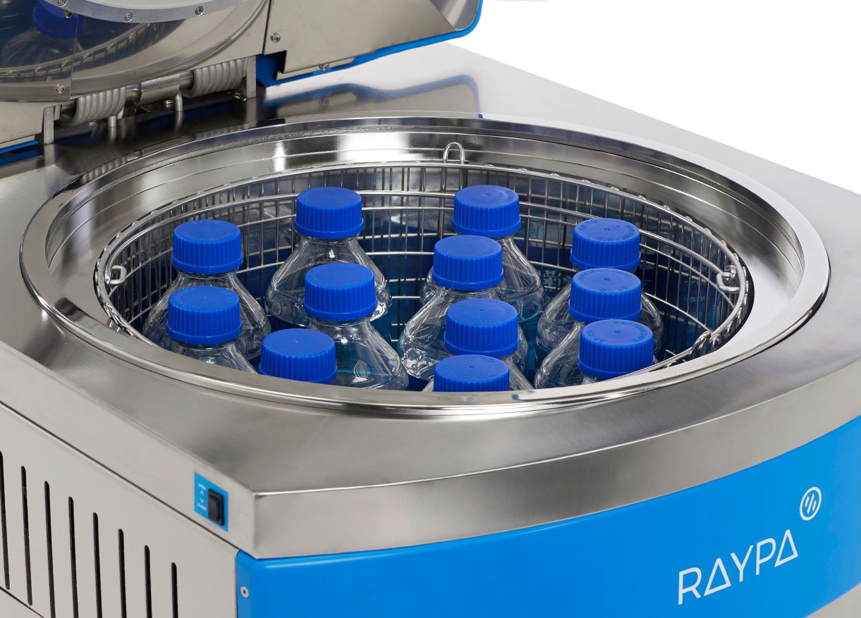 Sterilization in autoclaves using the liquids cycle