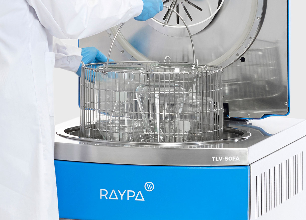 Glass loading in RAYPA autoclave